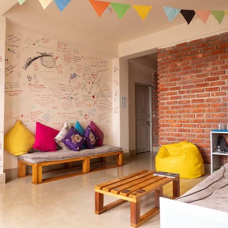 Hostel Tag Along Backpackers Gangtok Exterior foto