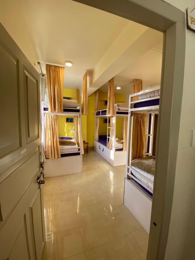 Hostel Tag Along Backpackers Gangtok Exterior foto